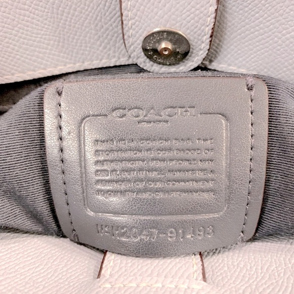 Coach Lillie Carryall - Picture 5 of 9